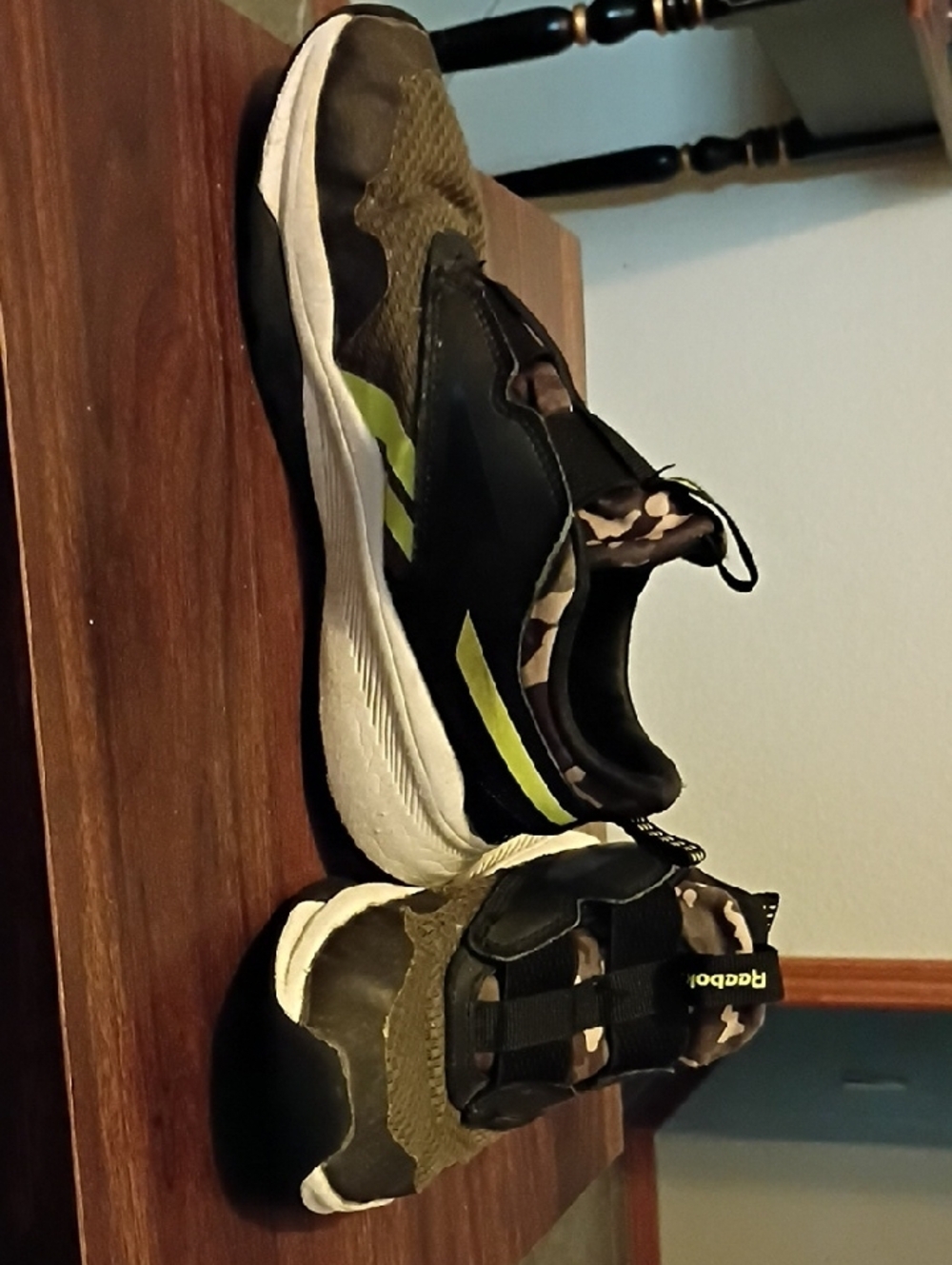 Reebok Kids Sneakers Olive Green Black Camo - Picture 2 of 6